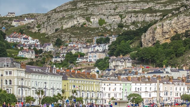 Hvad er Cardiff kendt for? Opdag byens berømte attraktioner og historie!